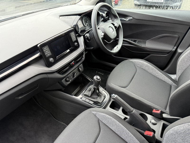 2023 (73) SKODA FABIA 1.0 MPI 80 SE Comfort 5dr 4888222