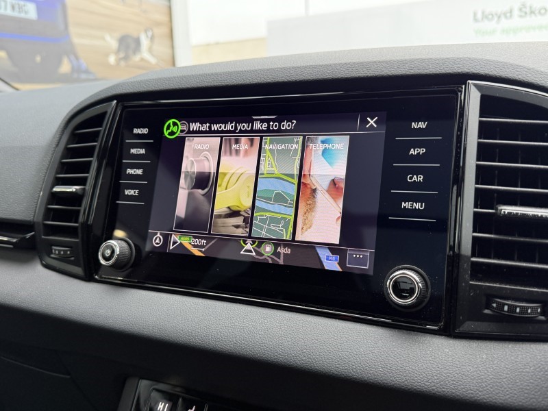 2023 (23) SKODA KAROQ 2.0 TDI [150] Sportline 5dr 4879339