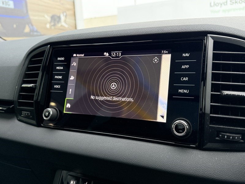 2023 (23) SKODA KAROQ 2.0 TDI [150] Sportline 5dr 4879337