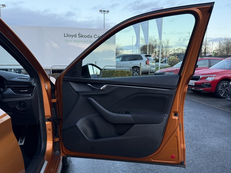 2022 (72) SKODA KAMIQ 1.5 TSI Monte Carlo 5dr DSG 4838696