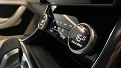 2024 (24) JAGUAR XF 2.0 D200 R-Dynamic SE Black 4dr Auto 3485017