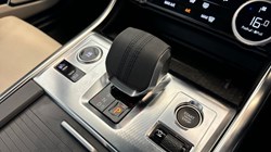 2024 (24) JAGUAR XF 2.0 D200 R-Dynamic SE Black 4dr Auto 3485021