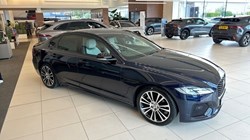 2024 (24) JAGUAR XF 2.0 D200 R-Dynamic SE Black 4dr Auto 3485035