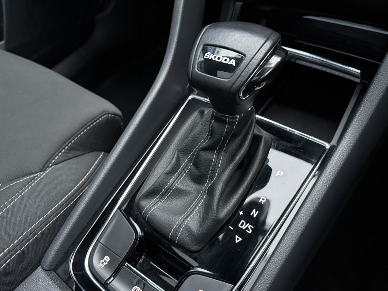 2023 (23) SKODA KAROQ 1.5 TSI Sportline 5dr DSG 4891051