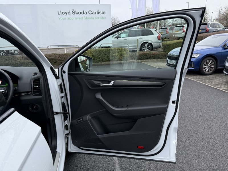 2023 (23) SKODA KAROQ 1.5 TSI Sportline 5dr DSG 4891040