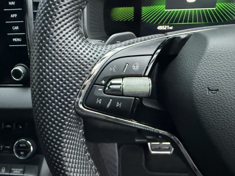 2023 (23) SKODA KAROQ 1.5 TSI Sportline 5dr DSG 4891049