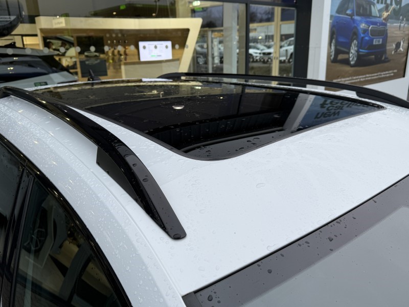 2023 (23) SKODA KAROQ 1.5 TSI Sportline 5dr DSG 4891028