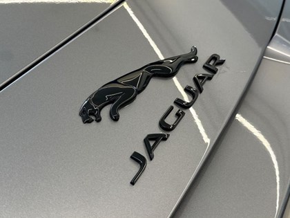 2022 (72) JAGUAR F-TYPE 5.0 P450 Supercharged V8 R-Dynamic 2dr Auto