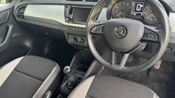 2018 (18) SKODA FABIA 1.0 MPI SE 5dr 4932919