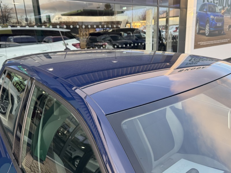 2018 (18) SKODA FABIA 1.0 MPI SE 5dr 4932904