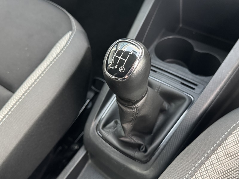 2018 (18) SKODA FABIA 1.0 MPI SE 5dr 4932926