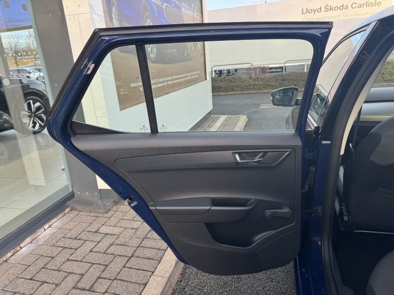 2018 (18) SKODA FABIA 1.0 MPI SE 5dr 4932942