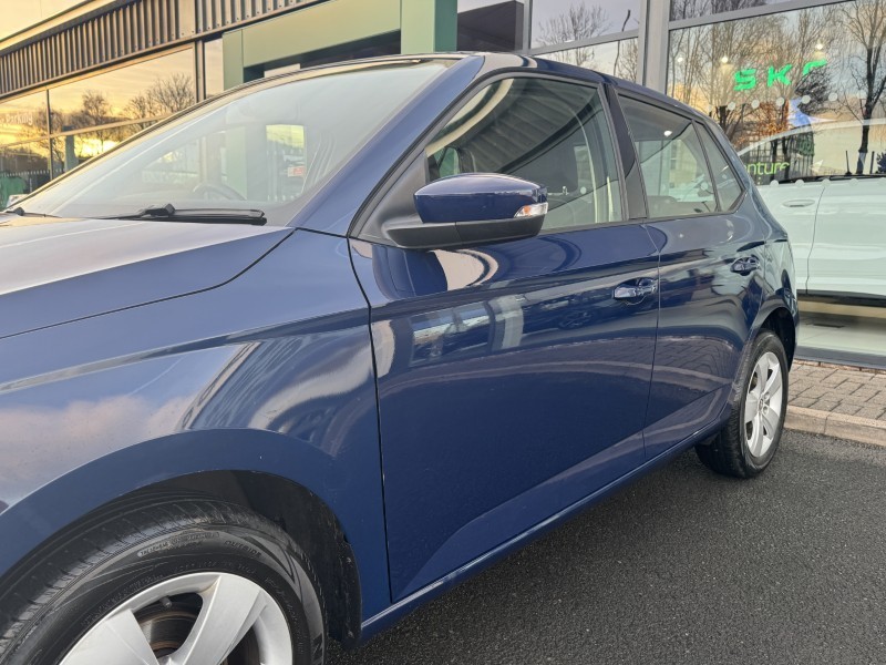 2018 (18) SKODA FABIA 1.0 MPI SE 5dr 4932903