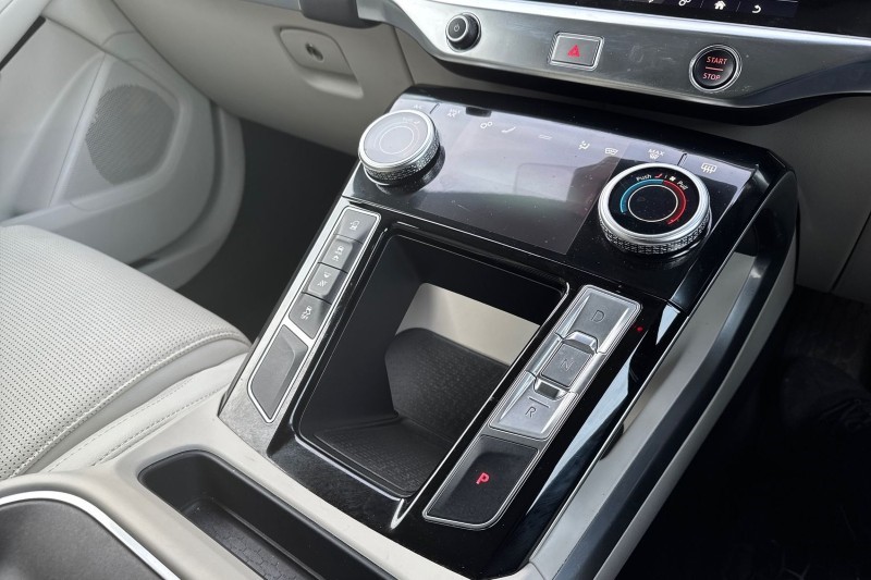 2020 (20) JAGUAR I-PACE 294kW EV400 SE 90kWh 5dr Auto 5063106