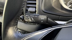 2020 (70) SKODA KAROQ 1.5 TSI SE Drive 5dr 4958422