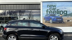 2020 (70) SKODA KAROQ 1.5 TSI SE Drive 5dr 4958411