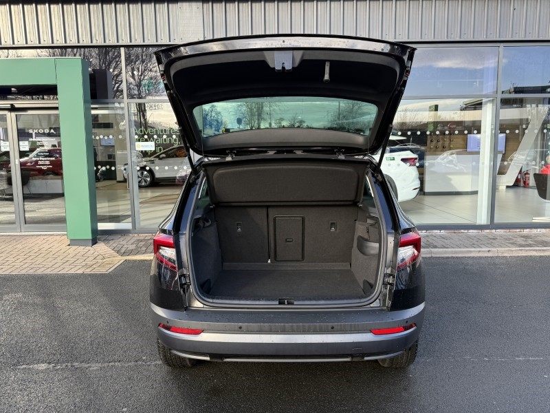 2020 (70) SKODA KAROQ 1.5 TSI SE Drive 5dr 4958407