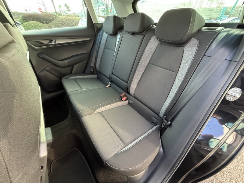 2020 (70) SKODA KAROQ 1.5 TSI SE Drive 5dr 4958442