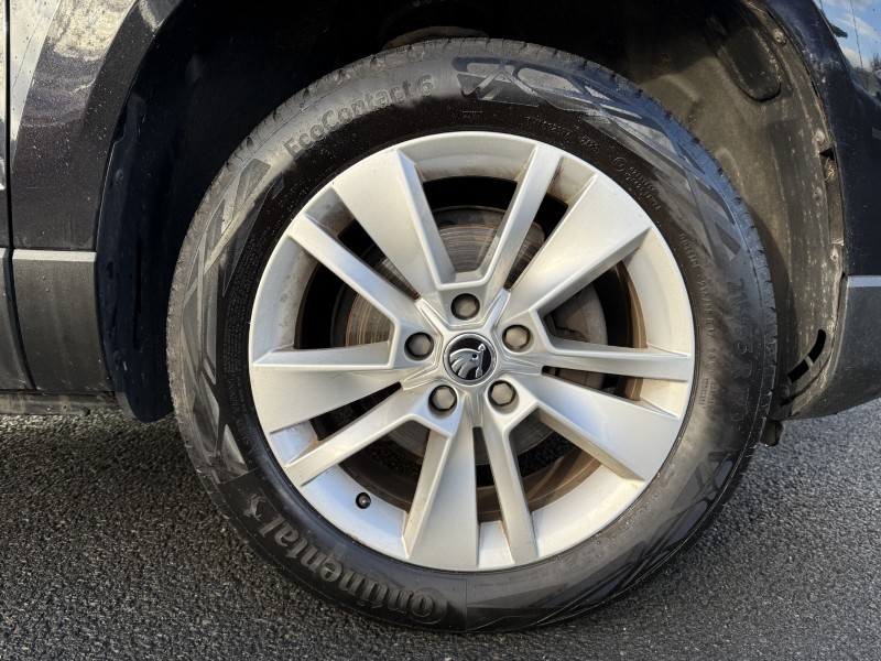 2020 (70) SKODA KAROQ 1.5 TSI SE Drive 5dr 4958412