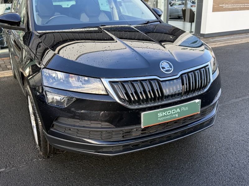 2020 (70) SKODA KAROQ 1.5 TSI SE Drive 5dr 4958402