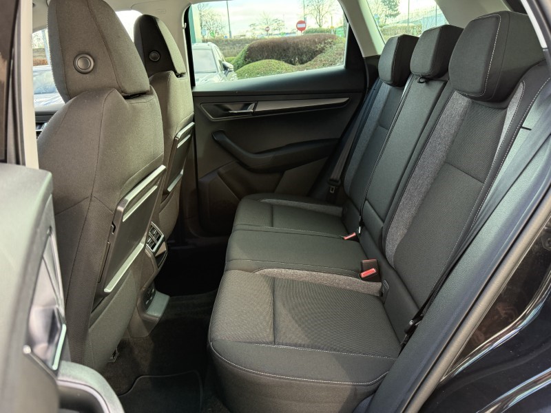 2020 (70) SKODA KAROQ 1.5 TSI SE Drive 5dr 4958443