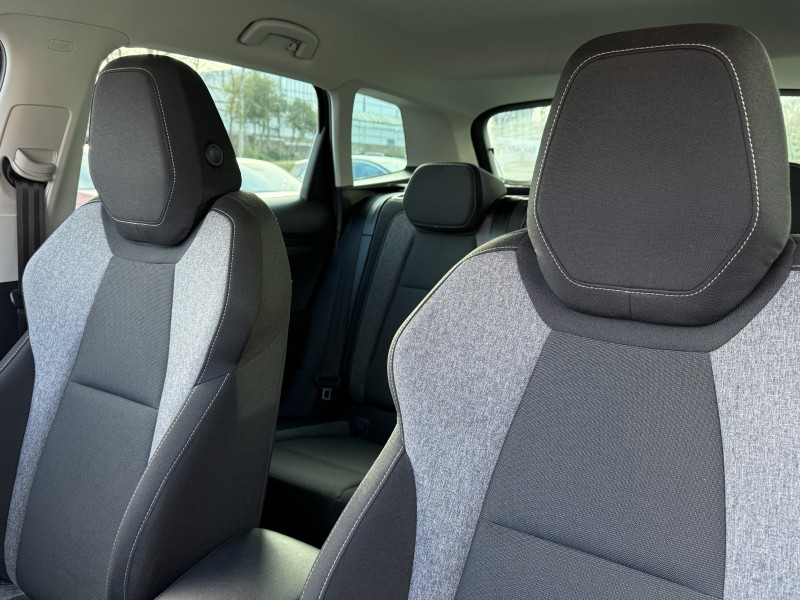 2020 (70) SKODA KAROQ 1.5 TSI SE Drive 5dr 4958439