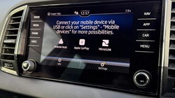 2020 (70) SKODA KAROQ 1.5 TSI SE Drive 5dr 4958432