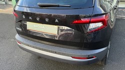 2020 (70) SKODA KAROQ 1.5 TSI SE Drive 5dr 4958409