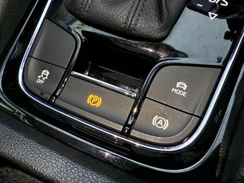 2020 (70) SKODA KAROQ 1.5 TSI Edition 5dr DSG 4902951