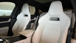 2024 (24) JAGUAR F-PACE 2.0 D200 R-Dynamic HSE Black 5dr Auto AWD 3431240