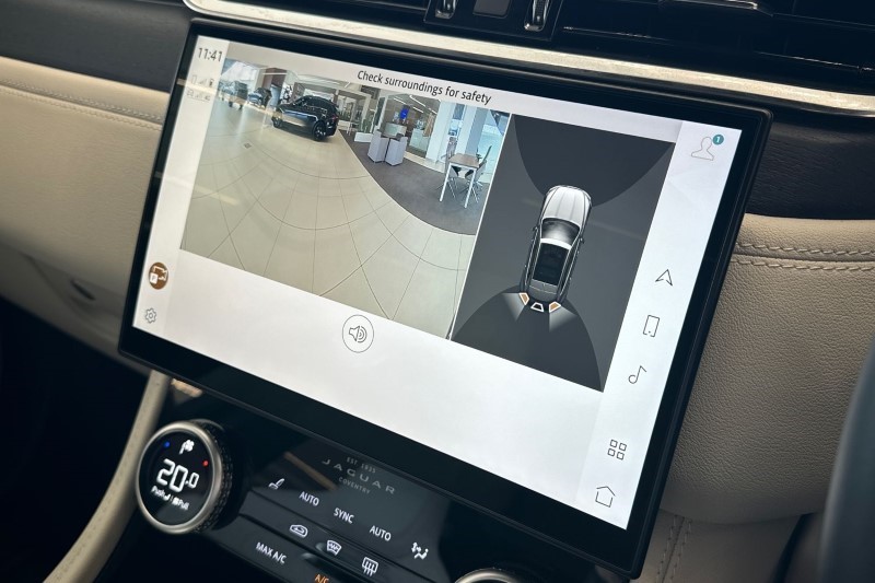 2024 (24) JAGUAR F-PACE 2.0 D200 R-Dynamic HSE Black 5dr Auto AWD 3431231