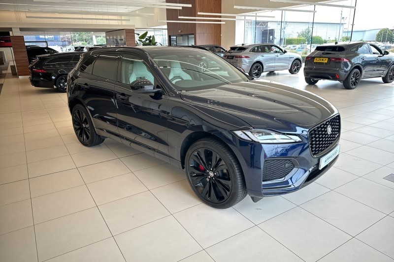 2024 (24) JAGUAR F-PACE 2.0 D200 R-Dynamic HSE Black 5dr Auto AWD 3431256