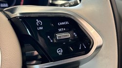 2024 (24) JAGUAR F-PACE 2.0 D200 R-Dynamic HSE Black 5dr Auto AWD 3431227