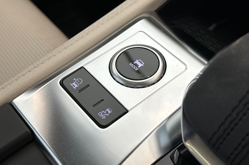 2024 (24) JAGUAR F-PACE 2.0 D200 R-Dynamic HSE Black 5dr Auto AWD 3431234