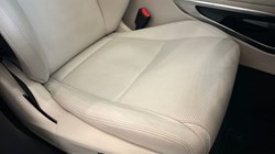 2024 (24) JAGUAR F-PACE 2.0 D200 R-Dynamic HSE Black 5dr Auto AWD 3431223