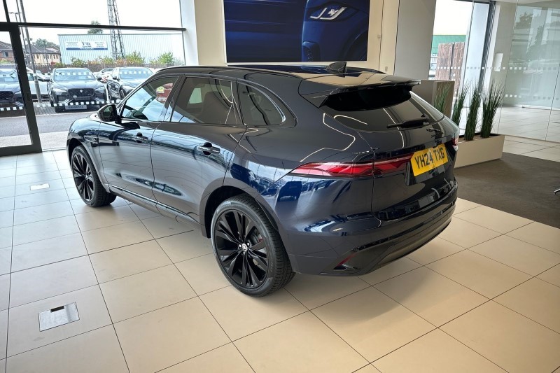 2024 (24) JAGUAR F-PACE 2.0 D200 R-Dynamic HSE Black 5dr Auto AWD 3431254