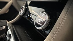 2024 (24) JAGUAR F-PACE 2.0 D200 R-Dynamic HSE Black 5dr Auto AWD 3431233