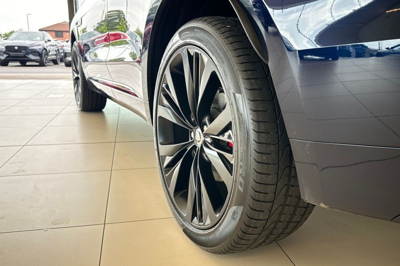 2024 (24) JAGUAR F-PACE 2.0 D200 R-Dynamic HSE Black 5dr Auto AWD 3431245