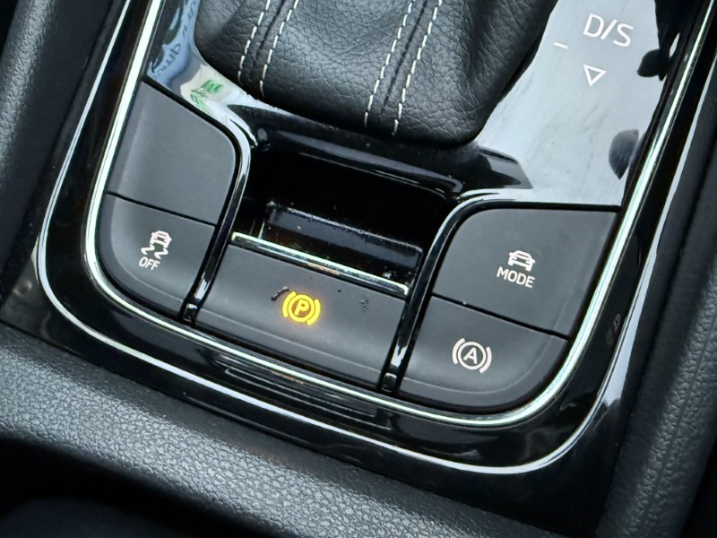 2023 (23) SKODA KAROQ 2.0 TDI [150] Sportline 4x4 5dr DSG 4964931