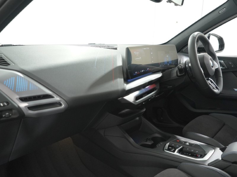  BMW 1 SERIES 120 M Sport 5dr Auto 5278688