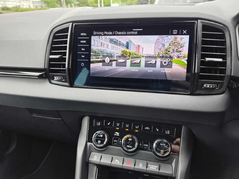2025 (75) SKODA KAROQ 1.5 TSI Sportline Edition 5dr DSG 5533375