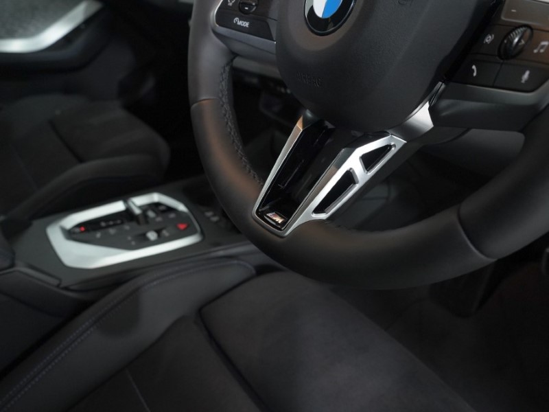  BMW 1 SERIES 120 M Sport 5dr Auto 5277500