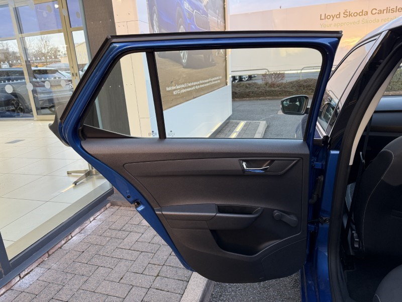 2021 (71) SKODA FABIA 1.0 TSI Colour Edition 5dr 4998877