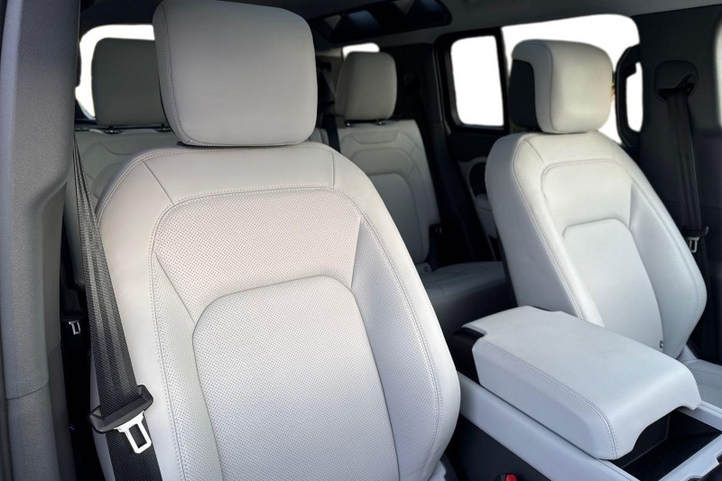 2025 (75) LAND ROVER DEFENDER 3.0 D350 X-Dynamic HSE 110 5dr Auto [6 Seat] 5129224