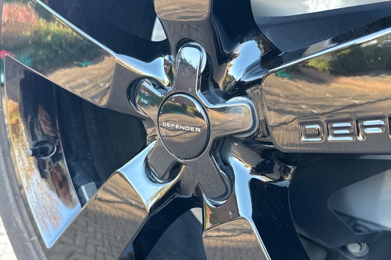 2025 (75) LAND ROVER DEFENDER 3.0 D350 X-Dynamic HSE 110 5dr Auto [6 Seat] 5129244