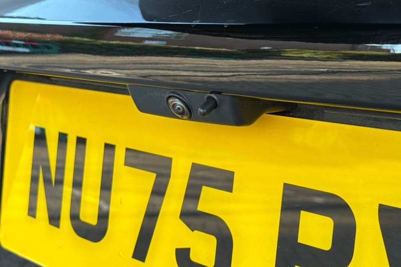 2025 (75) LAND ROVER DEFENDER 3.0 D350 X-Dynamic HSE 110 5dr Auto [6 Seat] 5129240