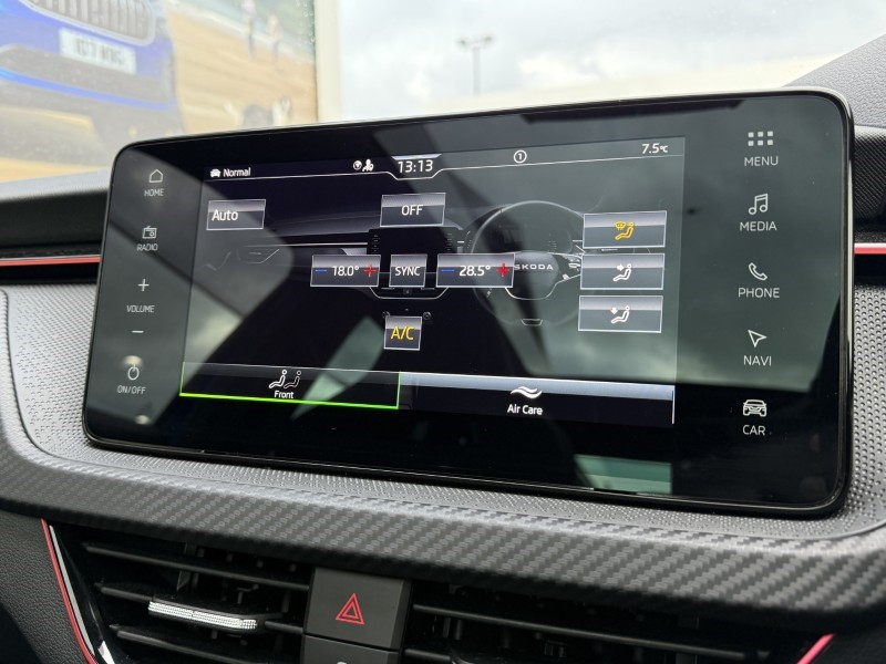 2025 (25) SKODA SCALA 1.0 TSI 116 Monte Carlo Edition 5dr 4985390