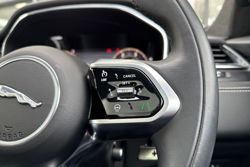 2024 (74) JAGUAR F-PACE 2.0 D200 R-Dynamic HSE Black 90th Anniv 5dr Auto 5060810