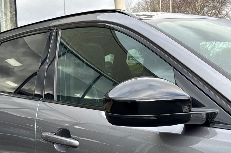 2024 (74) JAGUAR F-PACE 2.0 D200 R-Dynamic HSE Black 90th Anniv 5dr Auto 5060834