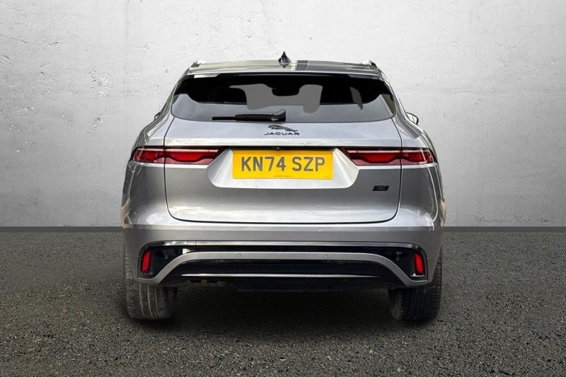 2024 (74) JAGUAR F-PACE 2.0 D200 R-Dynamic HSE Black 90th Anniv 5dr Auto 5060787